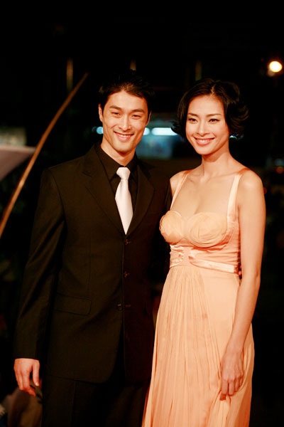 Đỗ Hải Yến “khoe” bạn trai trên thảm đỏ LHP Việt Nam - 7 Đỗ Hải Yến “khoe” bạn trai trên thảm đỏ LHP Việt Nam - 7