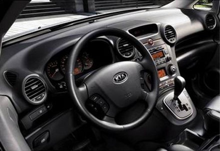 Trường Hải ra mắt Kia Carens 1.6L - 6 Trường Hải ra mắt Kia Carens 1.6L - 6