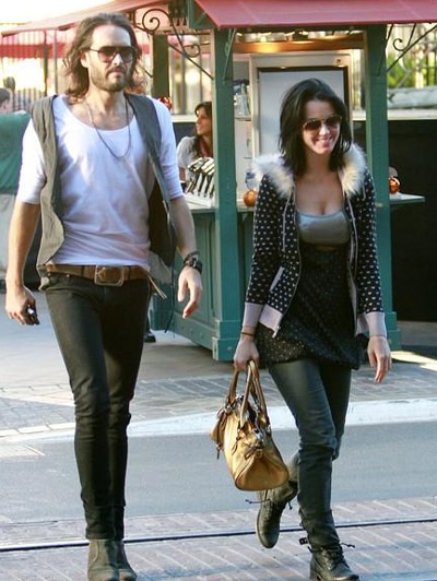 Russell Brand sẽ cầu hôn Katy Perry vào Giáng Sinh - 1