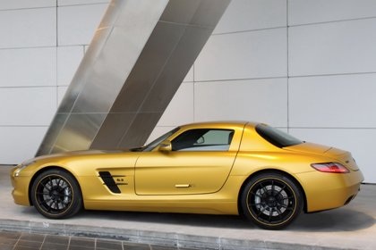 “Áo mới” của siêu xe Mercedes SLS AMG - 3 “Áo mới” của siêu xe Mercedes SLS AMG - 3
