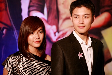 Tăng Thanh Hà nổi bật trong buổi ra mắt phim “Bẫy Rồng” - 8