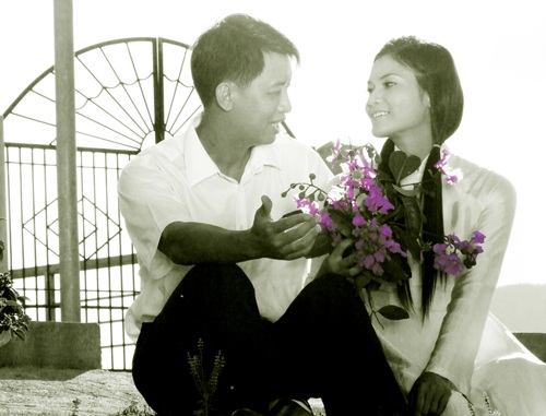 “Sao mai” Phương Thảo đóng cảnh yêu với... ông xã - 4 “Sao mai” Phương Thảo đóng cảnh yêu với... ông xã - 4