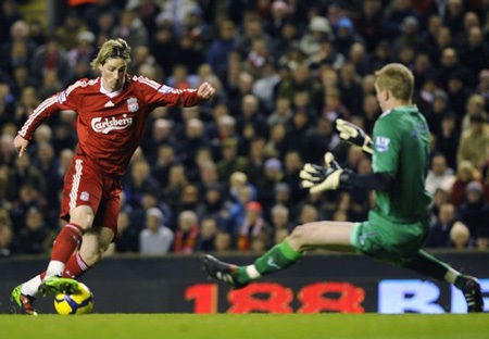 Chelsea củng cố ngôi đầu, Liverpool tìm lại chiến thắng - 3 Chelsea củng cố ngôi đầu, Liverpool tìm lại chiến thắng - 3