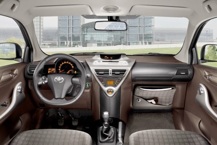Chiêm ngưỡng xe mini của Aston Martin - 17 Chiêm ngưỡng xe mini của Aston Martin - 17