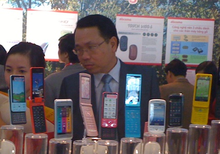 Quản lý thông tin thuê bao viễn thông chính thức vào luật - 1 Quản lý thông tin thuê bao viễn thông chính thức vào luật - 1