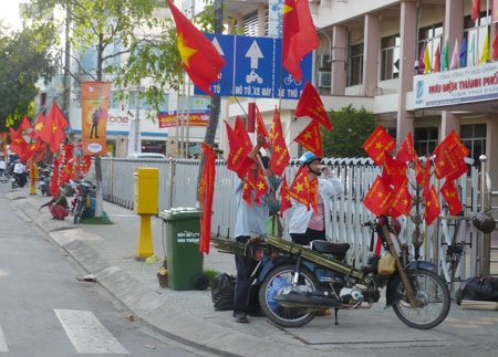 Ngóng từng phút đợi giờ bóng lăn - 15