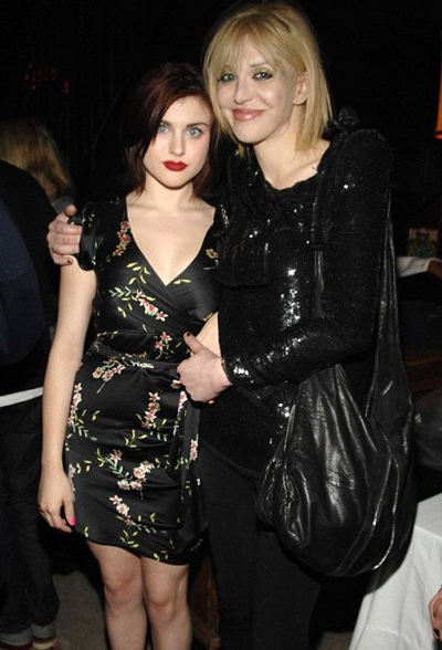 Con gái Courtney Love không muốn sống cùng mẹ - 1 Con gái Courtney Love không muốn sống cùng mẹ - 1