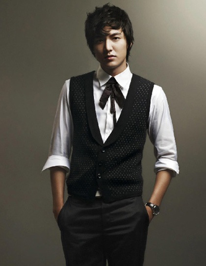 Lee Min Ho muốn hẹn hò với "đàn chị" Song Hye Kyo - 11 Lee Min Ho muốn hẹn hò với "đàn chị" Song Hye Kyo - 11
