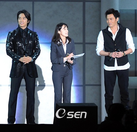 Hình ảnh mới của bốn “mỹ nam” xứ Hàn tại Nhật Bản - 33