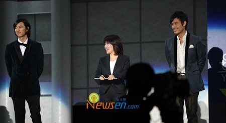 Hình ảnh mới của bốn “mỹ nam” xứ Hàn tại Nhật Bản - 36