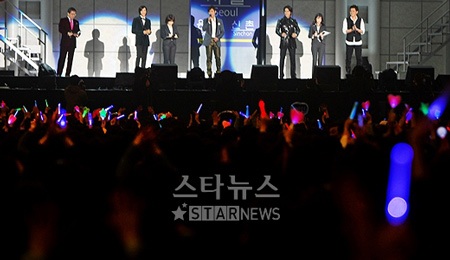 Hình ảnh mới của bốn “mỹ nam” xứ Hàn tại Nhật Bản - 37