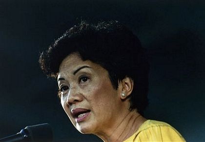 Những nhân vật nổi tiếng thế giới qua đời năm 2009 - 6