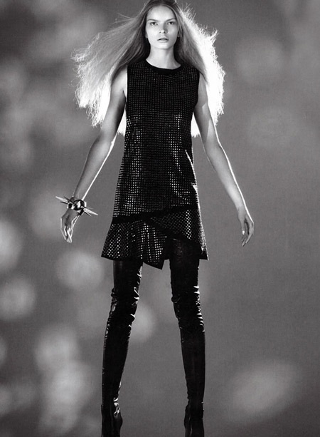 Vẻ đẹp lạ của Melodie Dagault - 1