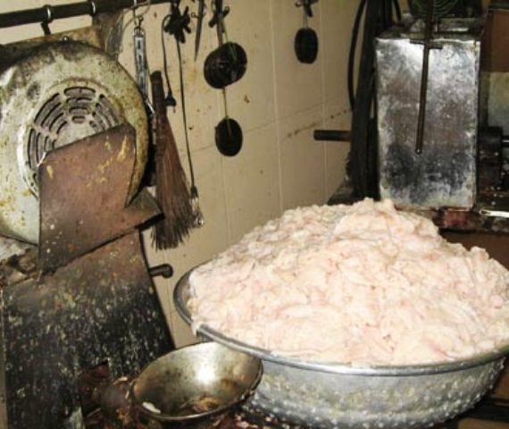 Dùng thịt ôi, màng mỏng Trung Quốc sản xuất lạp xưởng - 1