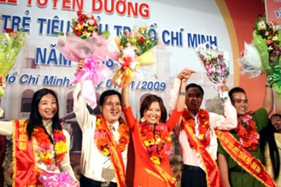 Đã chọn được 5 “Công dân trẻ tiêu biểu” năm 2009 - 1 Đã chọn được 5 “Công dân trẻ tiêu biểu” năm 2009 - 1