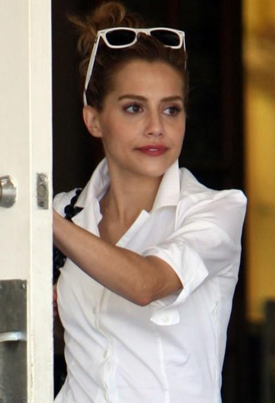 Sao Hollywood đau buồn trước cái chết của Brittany Murphy - 3 Sao Hollywood đau buồn trước cái chết của Brittany Murphy - 3