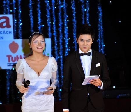 Đàm Phương Linh đăng quang HHT Icon 09 - 1 Đàm Phương Linh đăng quang HHT Icon 09 - 1