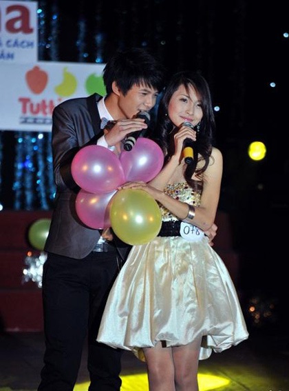 Đàm Phương Linh đăng quang HHT Icon 09 - 4 Đàm Phương Linh đăng quang HHT Icon 09 - 4