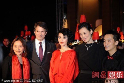 Vương Phi "sốc" trước hai nụ hôn bất ngờ - 10