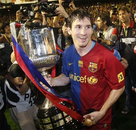 Những dấu ấn đáng nhớ của Messi năm 2009 - 3