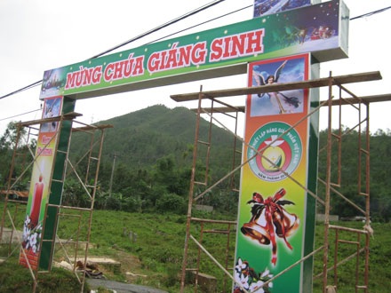 Giáng sinh nghèo ở nơi bão đi qua - 6 Giáng sinh nghèo ở nơi bão đi qua - 6