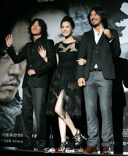 Lee Dae Hee rạng rỡ ngày trở lại phim trường - 15