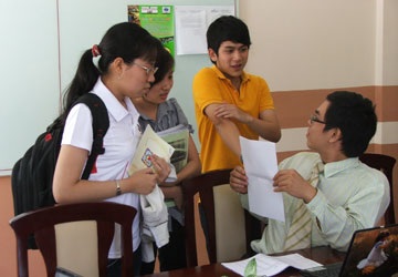 Đại học vắng bóng... trợ giảng - 1