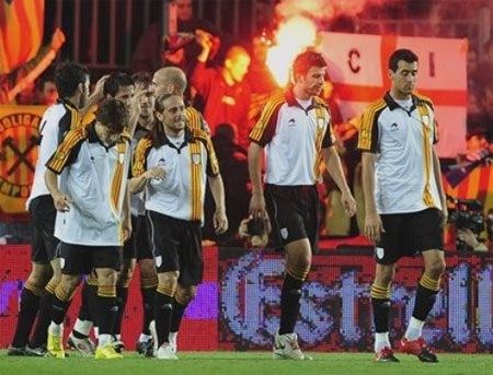 Argentina thua CLB Catalan trong cơn mưa bàn thắng - 3 Argentina thua CLB Catalan trong cơn mưa bàn thắng - 3