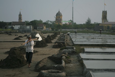 Giáng sinh nơi đất muối nhọc nhằn - 4 Giáng sinh nơi đất muối nhọc nhằn - 4