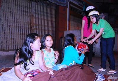 Giáng sinh lặng lẽ của những “mảnh đời vỉa hè” - 3