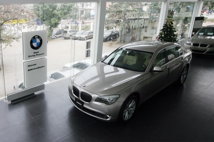 BMW 730Li ra mắt thị trường Việt Nam - 1 BMW 730Li ra mắt thị trường Việt Nam - 1