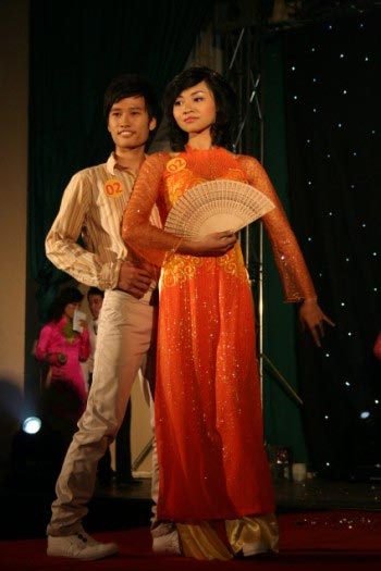 Chọn được cặp đôi tài sắc nhất khoa Đại cương - 3 Chọn được cặp đôi tài sắc nhất khoa Đại cương - 3