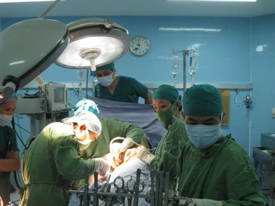 Đà Nẵng: Cứu sống một bệnh nhân bị nứt động mạch chủ ngực - 1 Đà Nẵng: Cứu sống một bệnh nhân bị nứt động mạch chủ ngực - 1