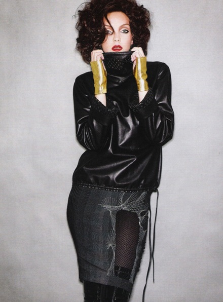 Hình ảnh gợi cảm của siêu mẫu búp bê Heather Marks  - 11