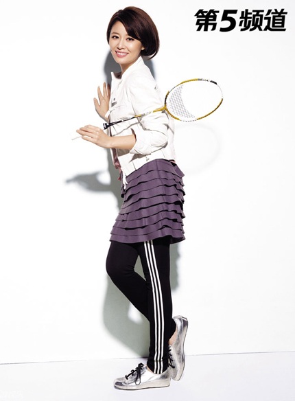 Lâm Tâm Như đẹp cổ điển với son đỏ - 10