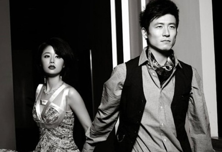 Lâm Tâm Như đẹp cổ điển với son đỏ - 4