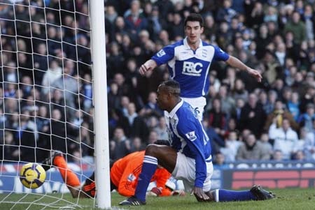 Không có "quà" cho Chelsea tại Birmingham - 2