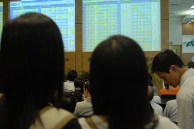 VN-Index “lấy đà” để giành lại mốc 500 điểm - 1