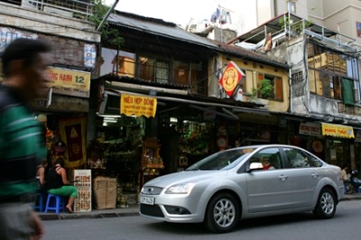 6 vấn đề đáng chú ý trên thị trường ô tô, xe máy năm 2009 - 1 6 vấn đề đáng chú ý trên thị trường ô tô, xe máy năm 2009 - 1