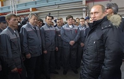 Putin: Nga phải phát triển vũ khí đối lại tên lửa Mỹ - 1 Putin: Nga phải phát triển vũ khí đối lại tên lửa Mỹ - 1