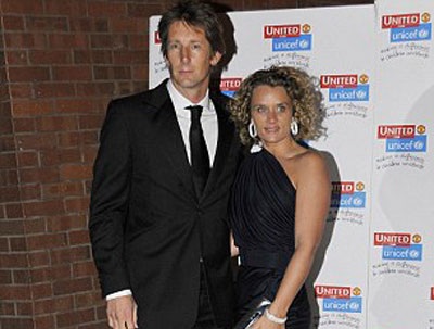 Van Der Sar nghỉ thi đấu vô thời hạn - 1 Van Der Sar nghỉ thi đấu vô thời hạn - 1