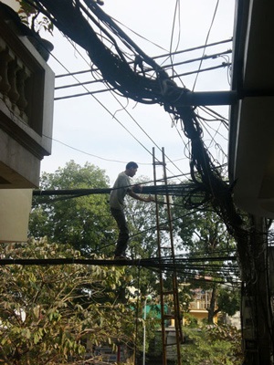 Gặp người nhện giữa thủ đô - 1