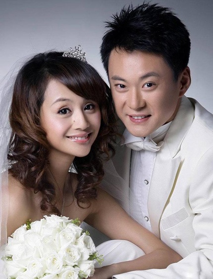 Nữ diễn viên Tào Dĩnh rạng rỡ với váy cưới - 4 Nữ diễn viên Tào Dĩnh rạng rỡ với váy cưới - 4
