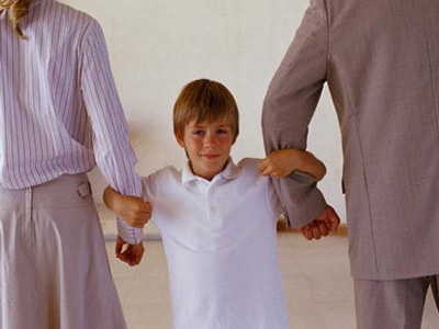 Dùng con làm vũ khí ghen - 1