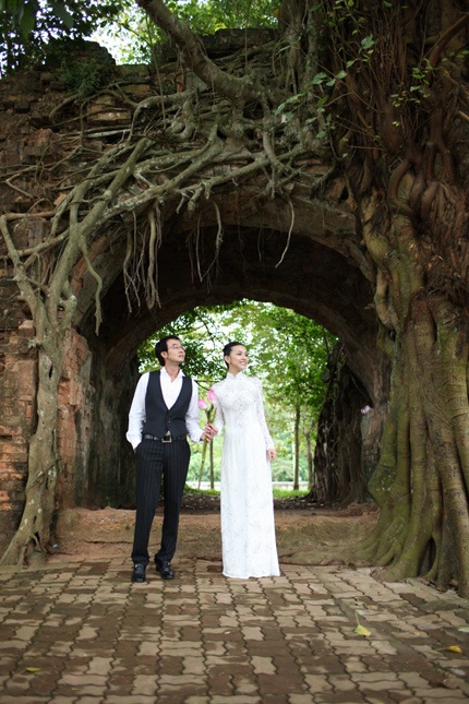 Hoa hậu Thùy Lâm lên xe hoa - 9