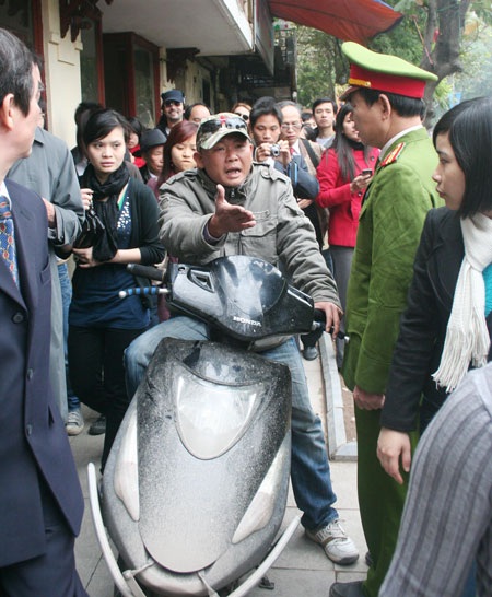 Những góc “nhiễu” tại lễ hội hoa Hà Nội - 11