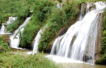 Thăm nơi đầu nguồn sông Chảy ngày đầu xuân - 11 Thăm nơi đầu nguồn sông Chảy ngày đầu xuân - 11