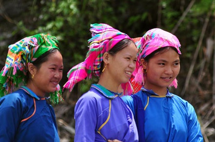 Thăm nơi đầu nguồn sông Chảy ngày đầu xuân - 18 Thăm nơi đầu nguồn sông Chảy ngày đầu xuân - 18