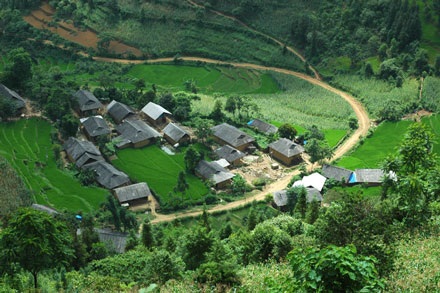 Thăm nơi đầu nguồn sông Chảy ngày đầu xuân - 4 Thăm nơi đầu nguồn sông Chảy ngày đầu xuân - 4