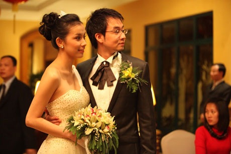 Hoa hậu Thùy Lâm đẹp rạng ngời trong ngày cưới - 6